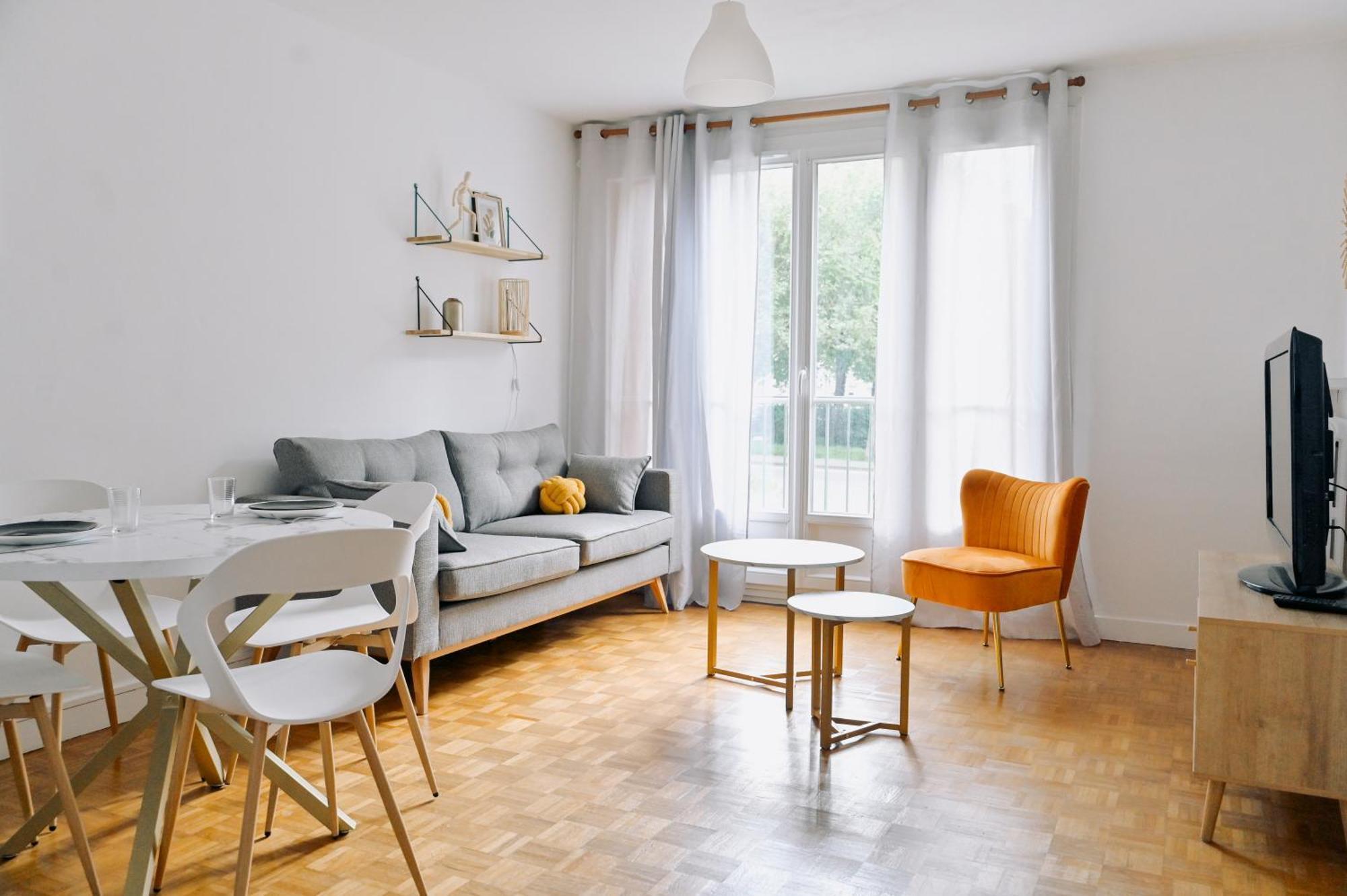 Appartement T3 Cosy A Compiegne Exterior photo